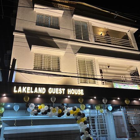Lake Land Guest House Kolkata Exterior photo