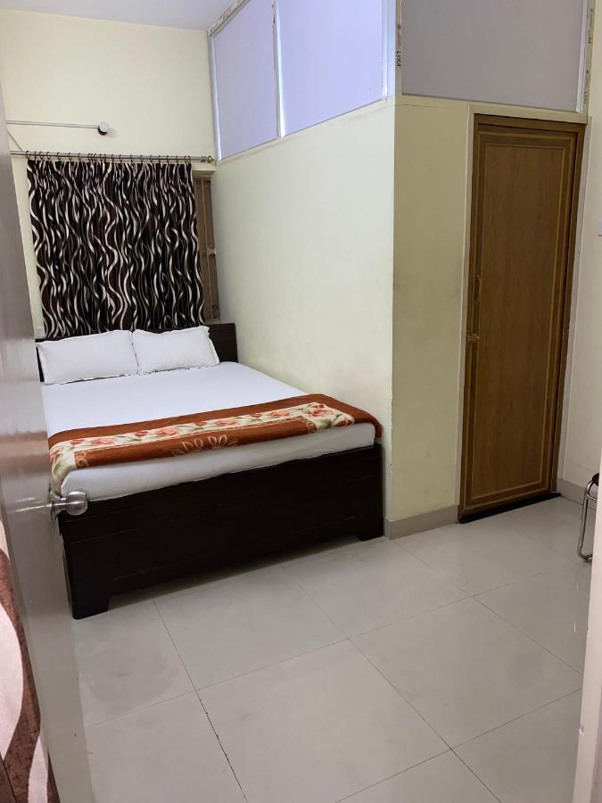 Lake Land Guest House Kolkata Exterior photo