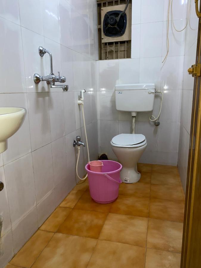 Lake Land Guest House Kolkata Exterior photo